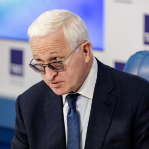 Александр Шохин оценил возможность резкого снижения ставки ЦБ в феврале-марте